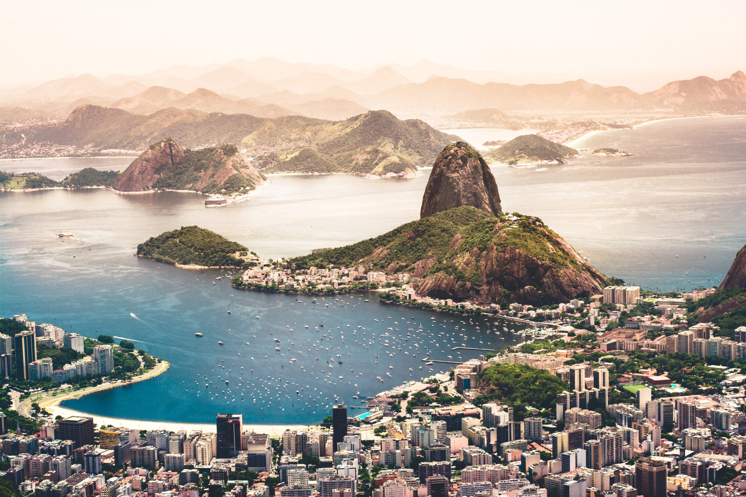 Leia mais sobre o artigo O que não devo esquecer ao viajar para o Rio de Janeiro?