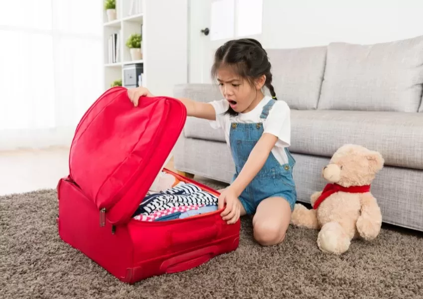 Leia mais sobre o artigo Como organizar a mala de viagem das crianças para viajar de férias!